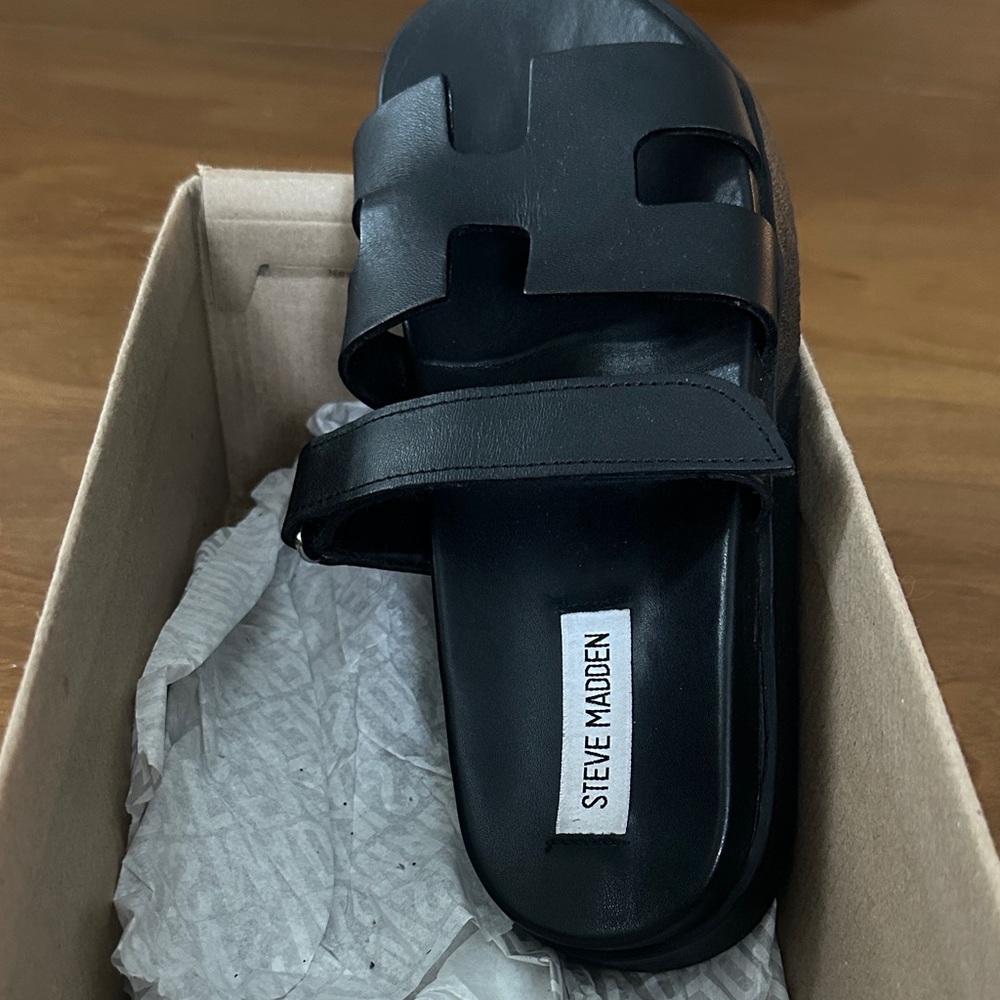 Steve Madden Mayven Black Leather sandals - Picture 5 of 6